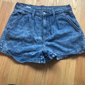 American eagle high wasted shorts